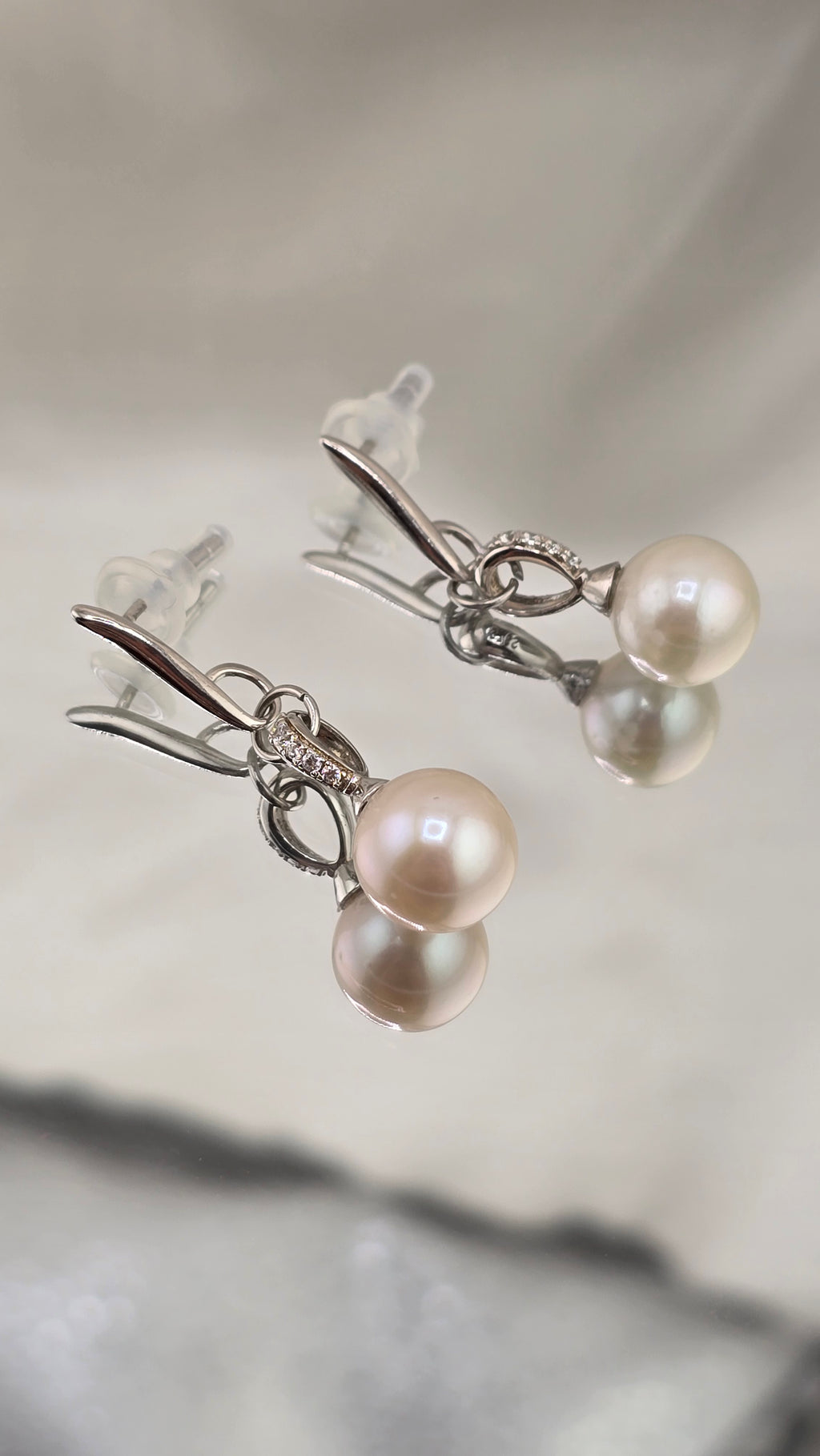 Boucles d’oreilles en strass et perles de culture