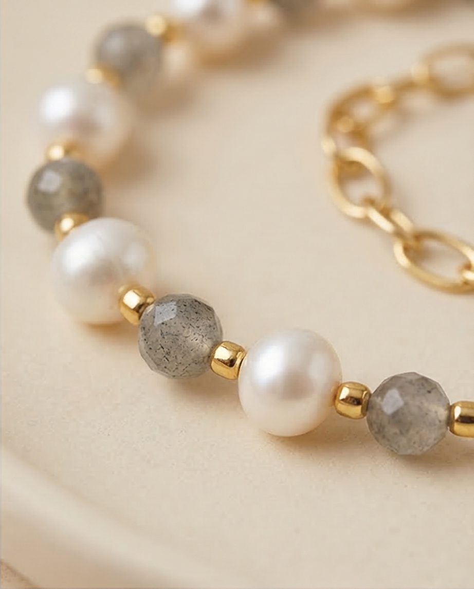 Lumière précieuse - collier perles de culture et labradorite