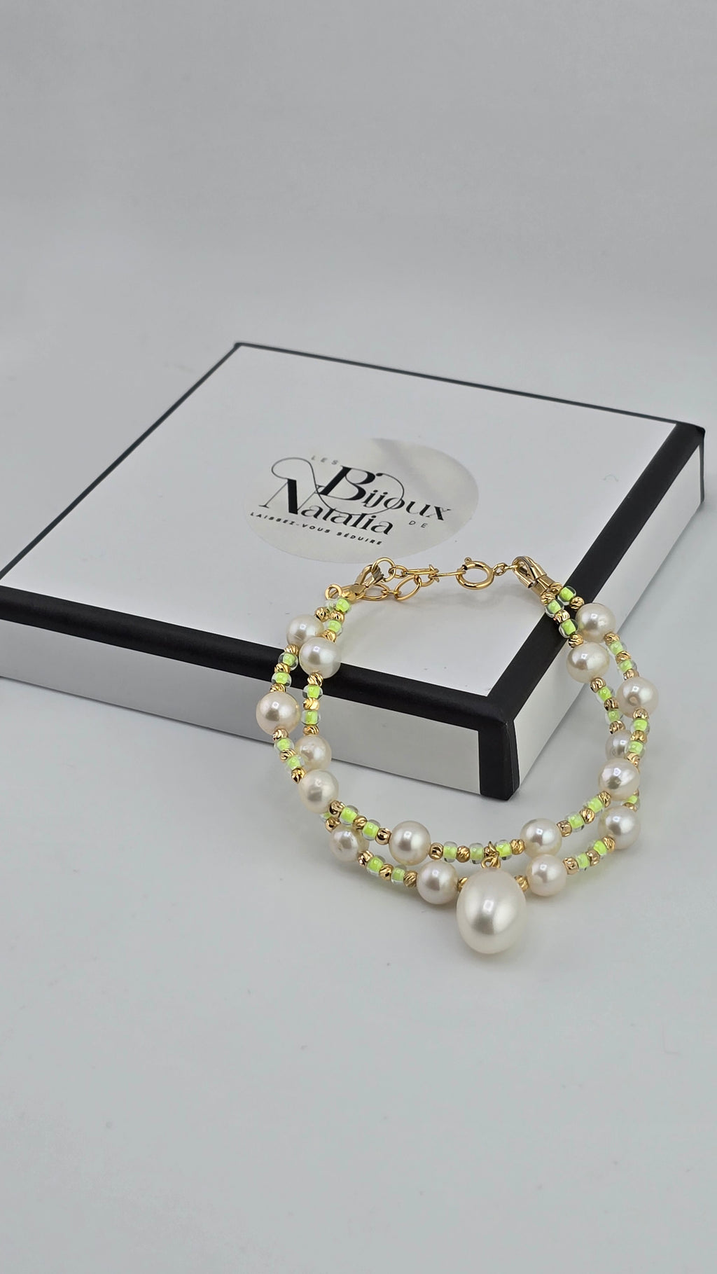 Bracelet deux brins avec perles de culture