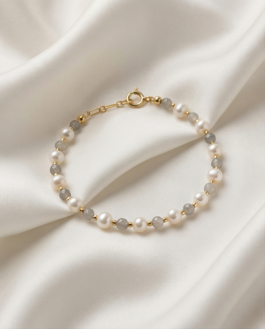 Lumière précieuse - bracelet perles de culture et labradorite