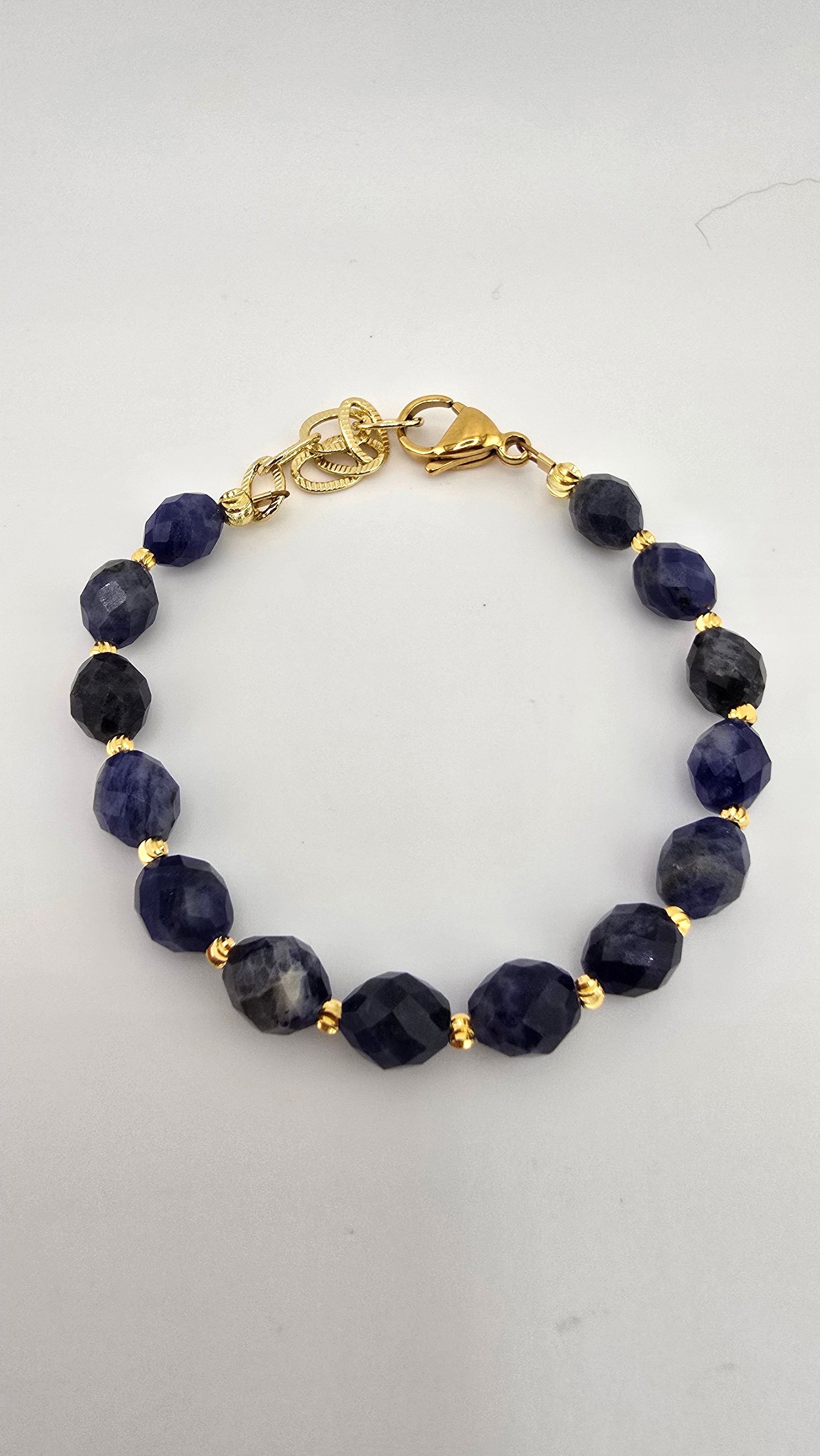 Bracelet en Lapis-Lazuli ovale facetté