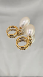 Boucles d’oreilles en vermeil et perles de culture blanche