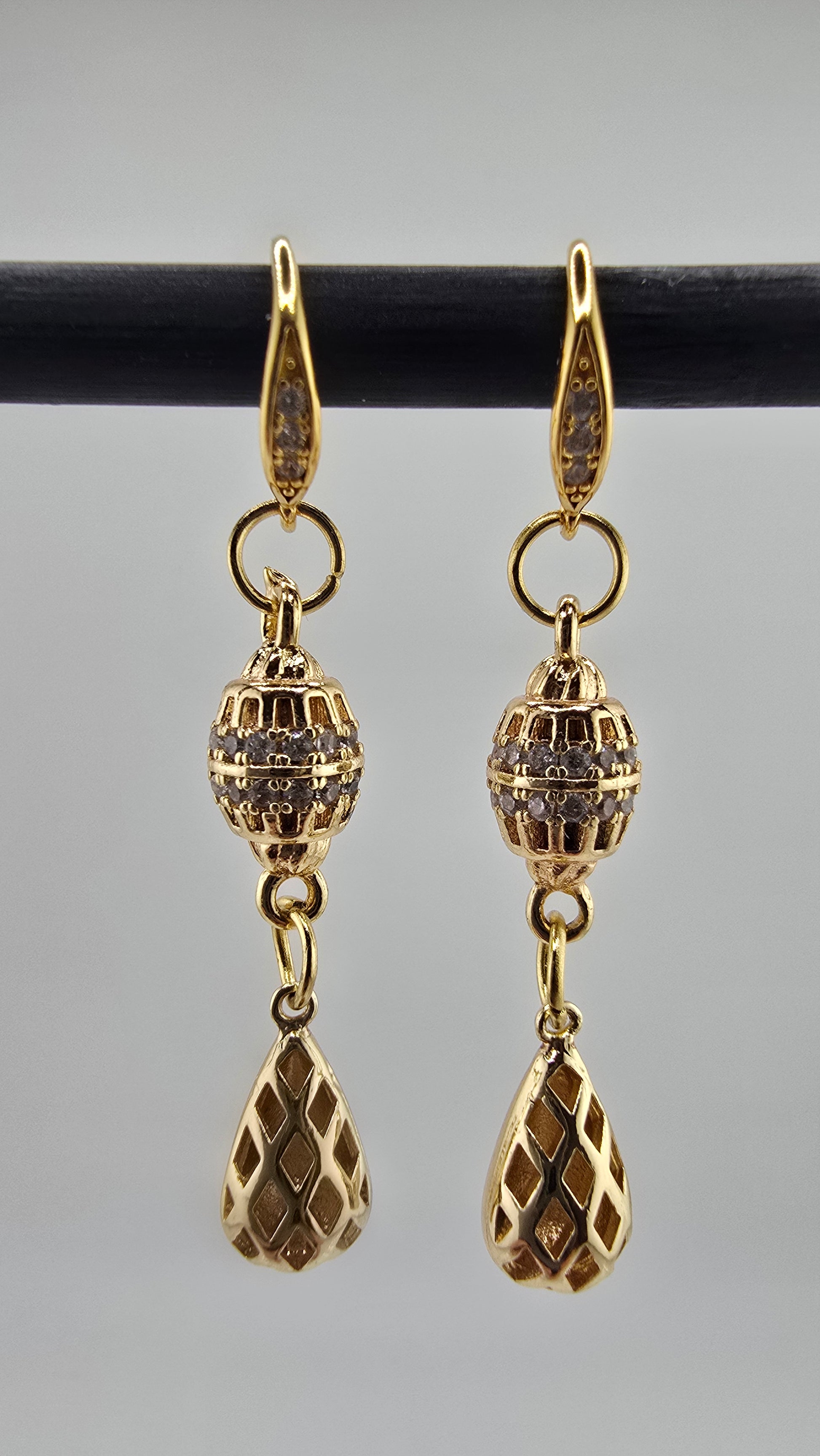 Boucles en plaqué or 18 k et 24k