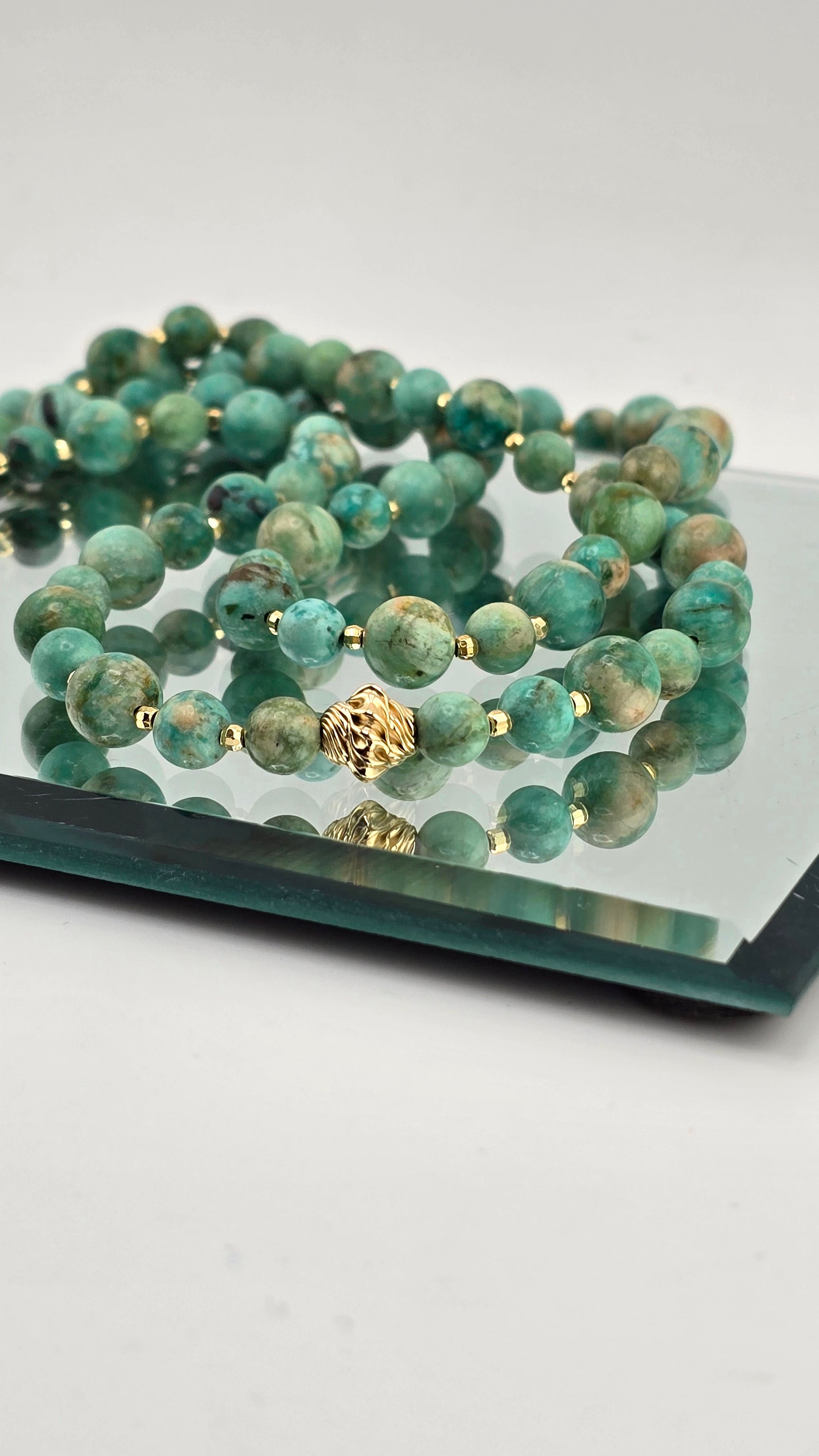 Collier en perles de turquoise africaine et vermeil