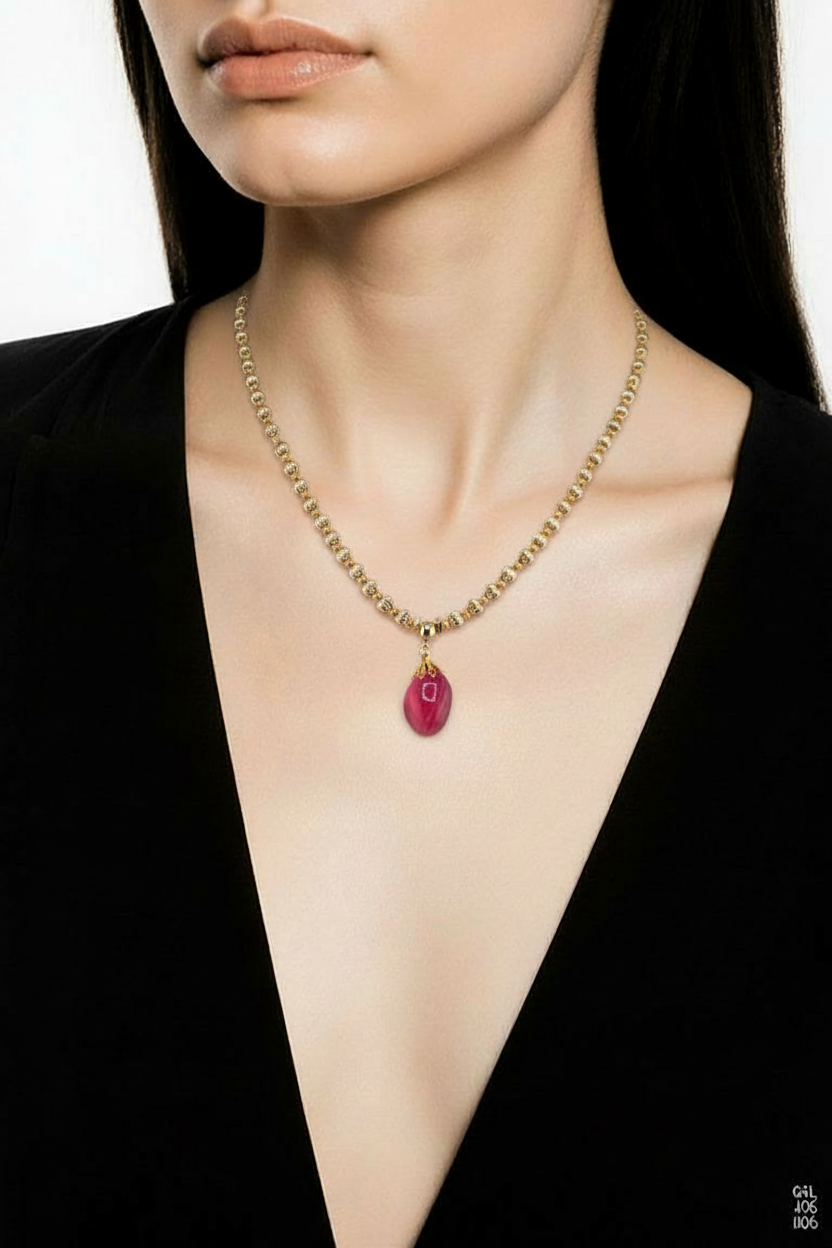 Collier avec pendentif en agate rose