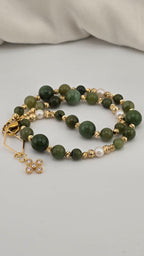 Collier en Perles de culture et Jade.