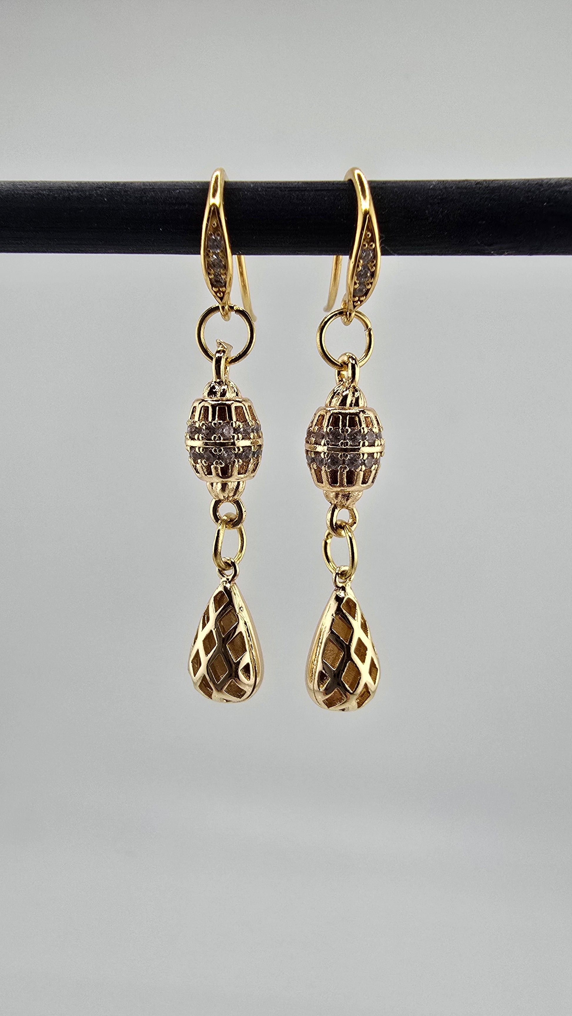 Boucles en plaqué or 18 k et 24k
