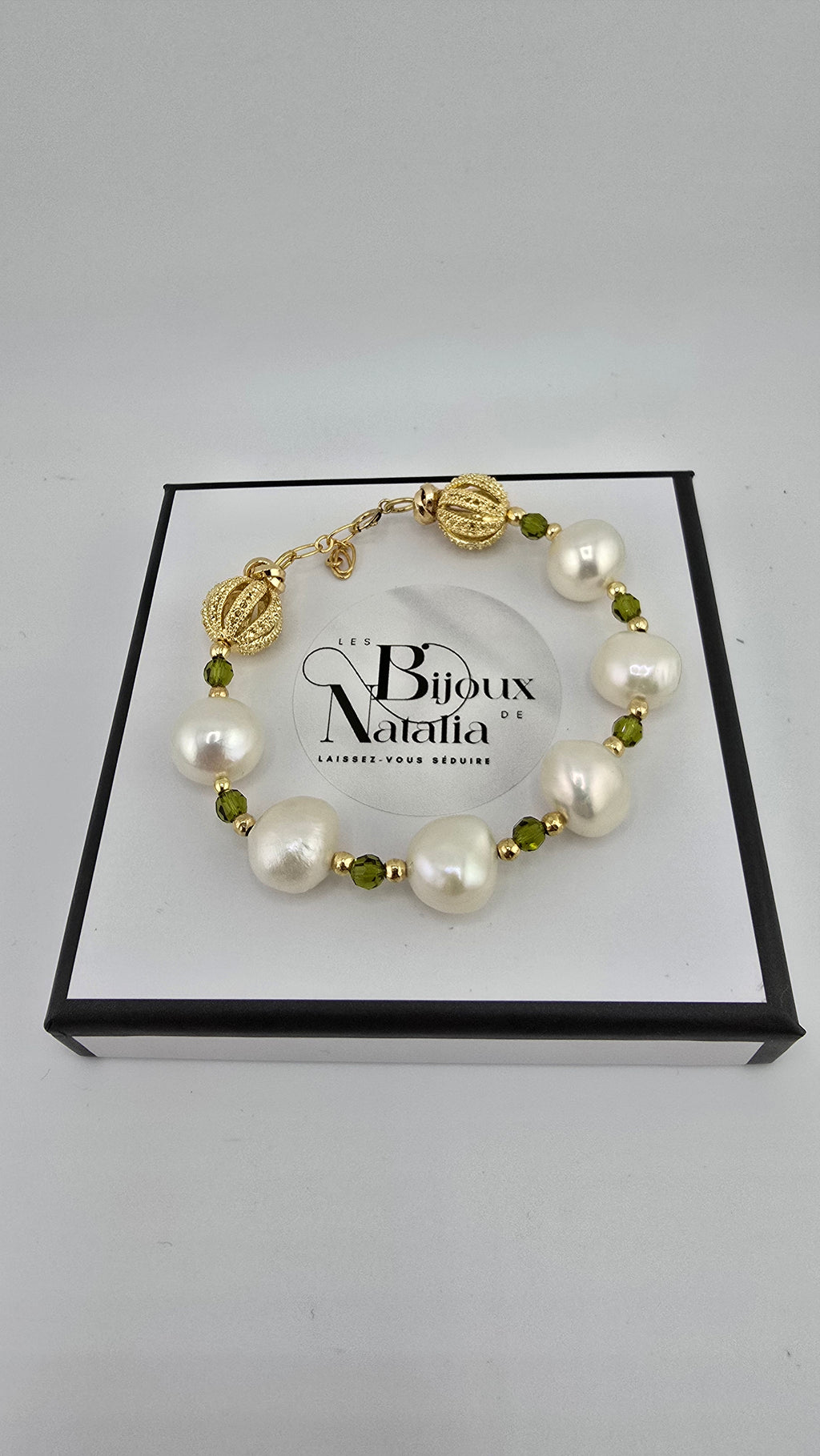 Bracelet en perles de culture baroque et cristal