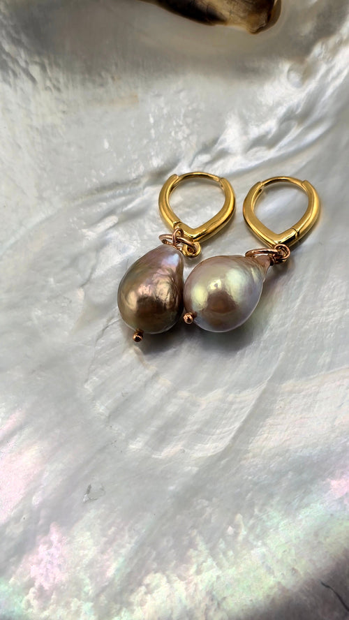 Boucles d oreilles en perles  de culture baroque