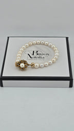 Bracelet en perles de culture et fermoir couture