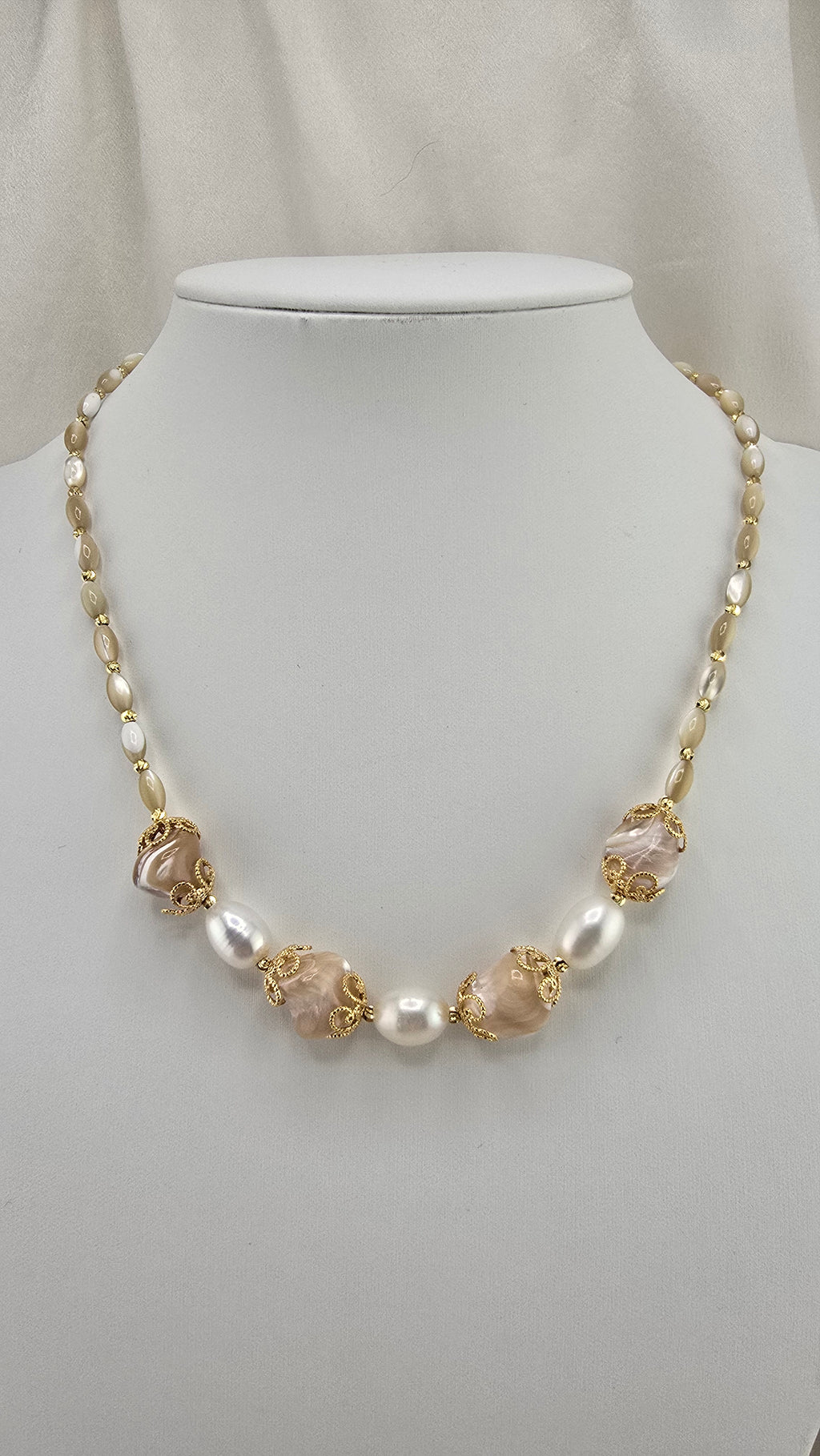 Rocca pearl and olive cultured pearl necklace