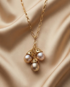 Collier exceptionnel en plaqué or 24k et perles prestigieuses