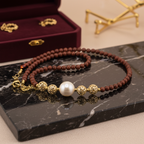 Collier en Jaspe rouge et pendentif perle de culture baroque