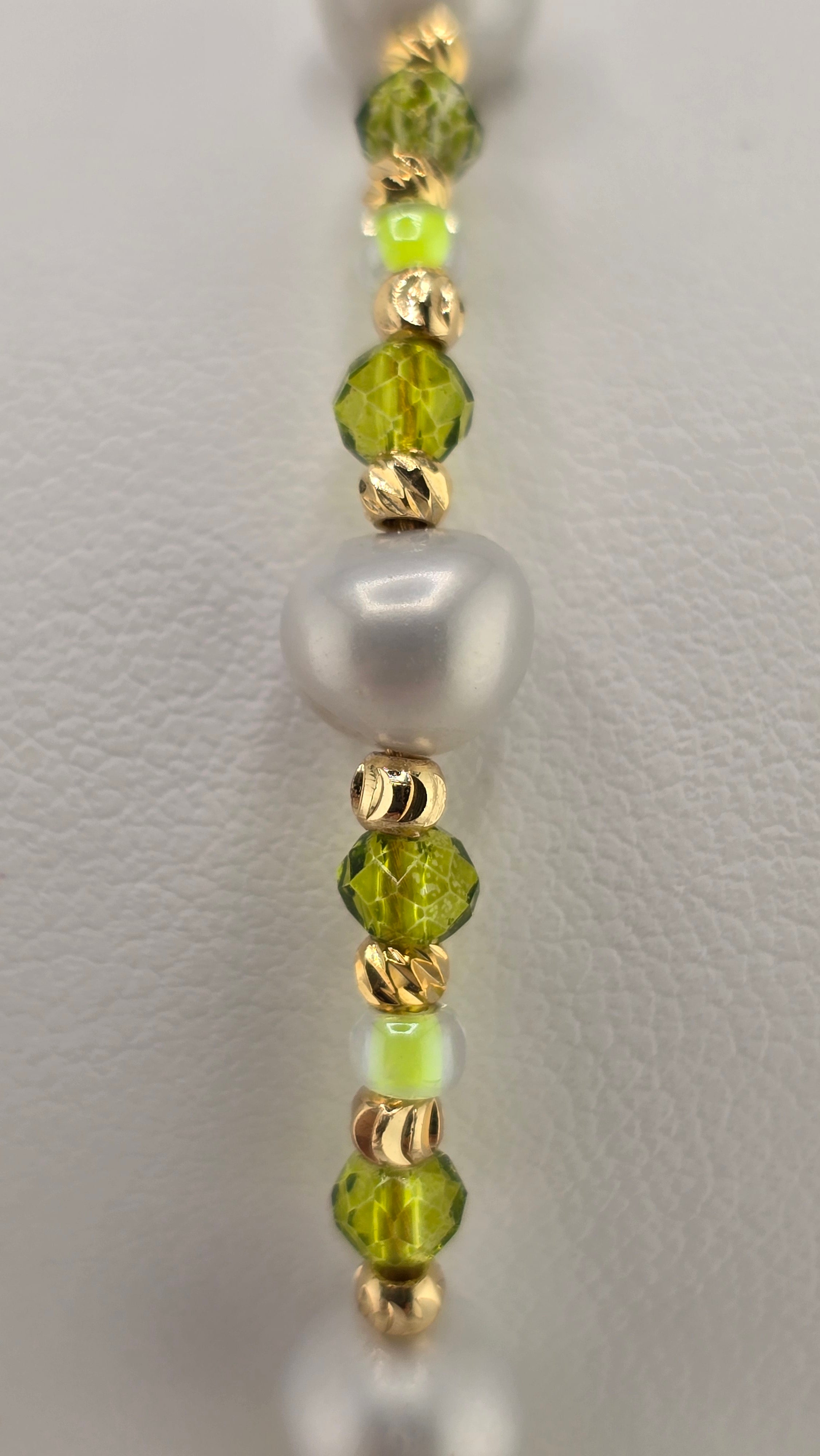 Bracelet en perles de culture et cristal