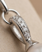 Boucles d’oreilles en strass et perles de culture