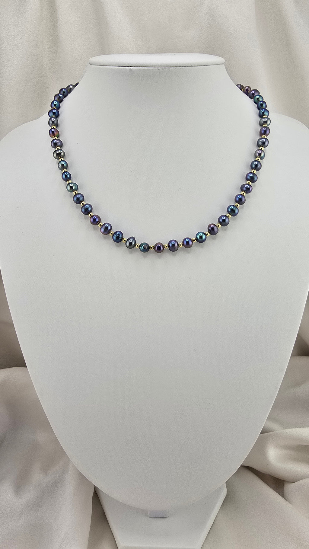 Collier en perles de culture reflets irisés