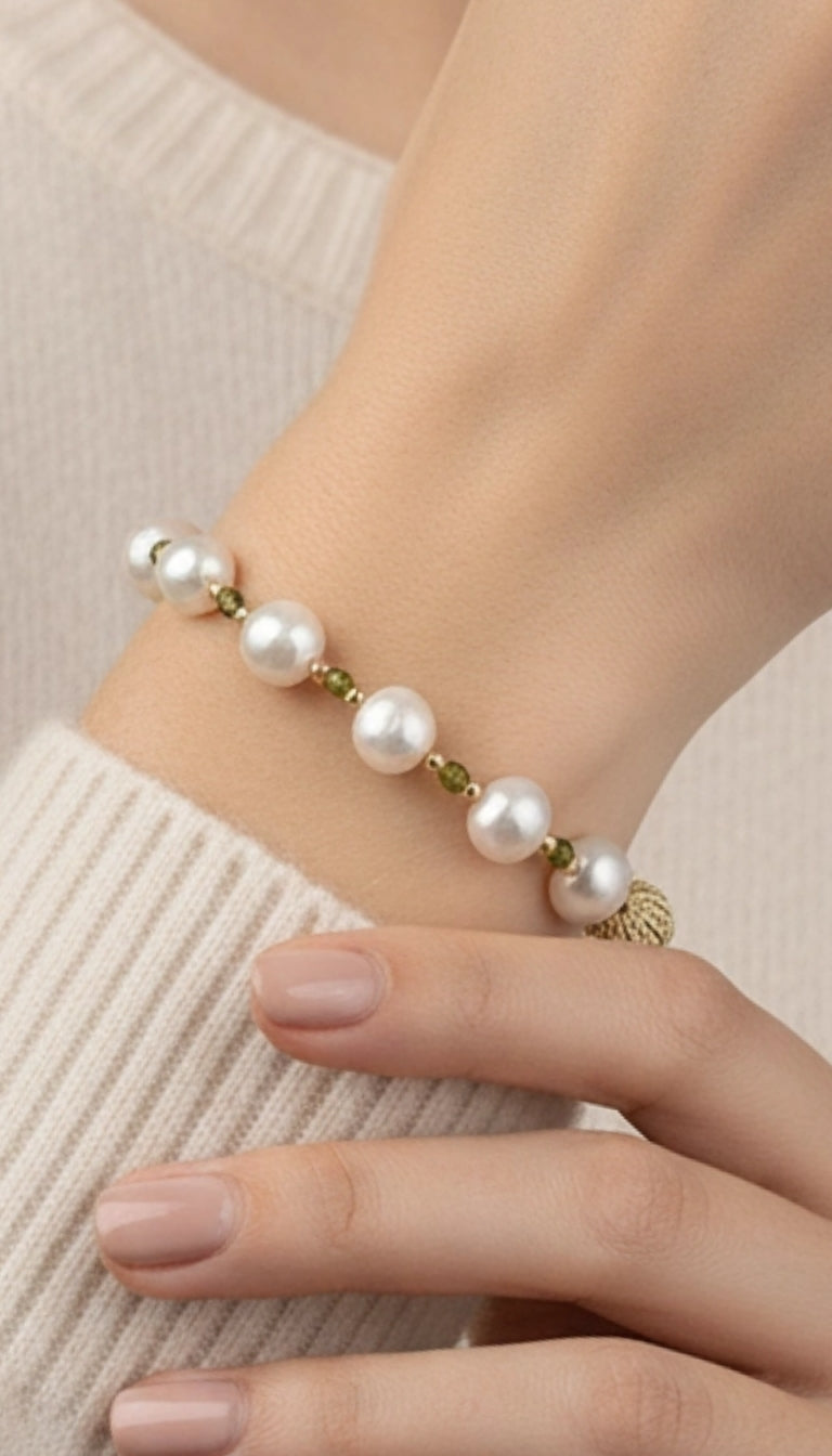 Bracelet en perles de culture baroque et cristal