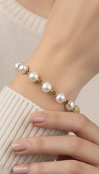 Bracelet en perles de culture baroque et cristal