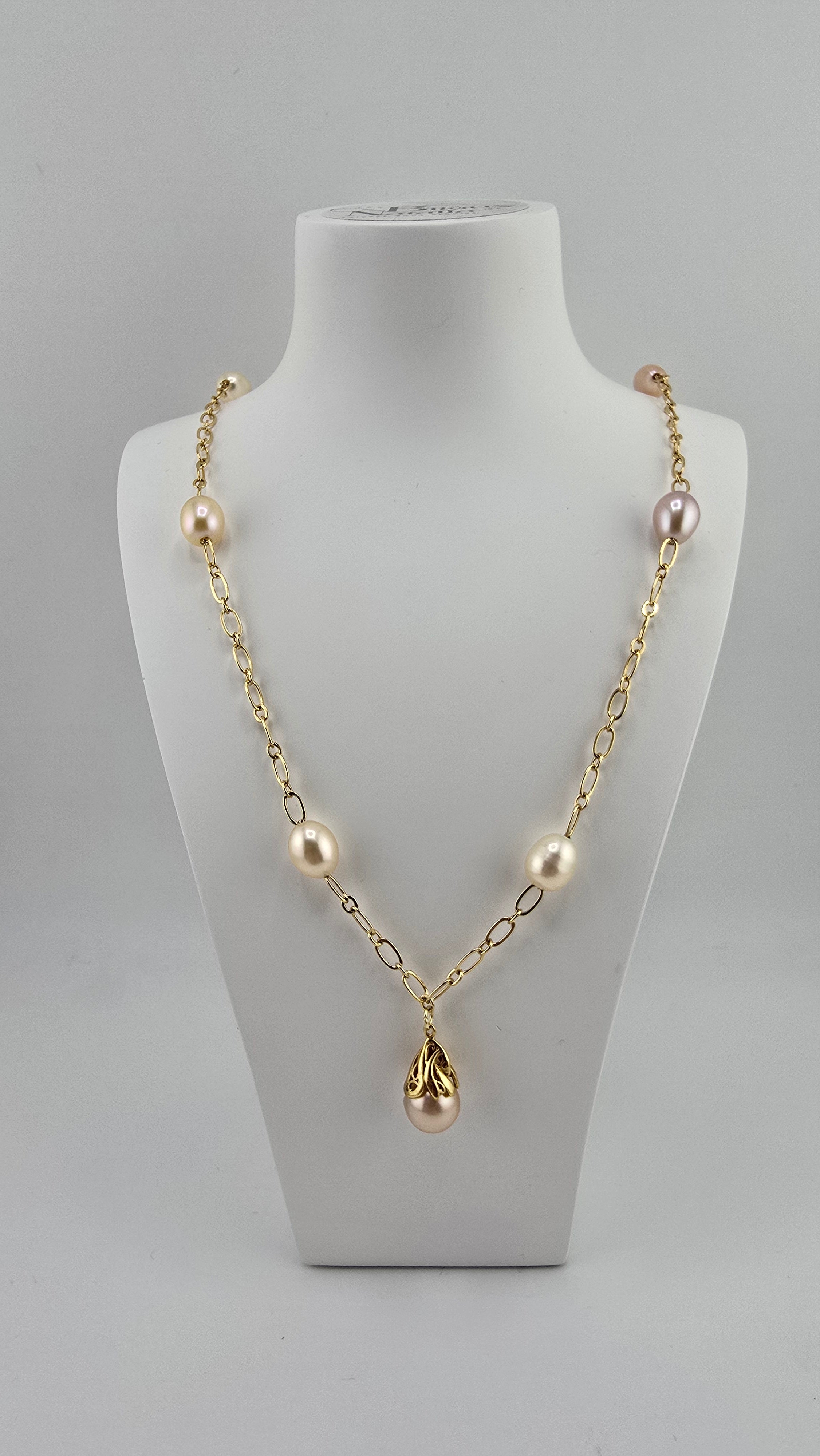 Collier chaine avec perles de culture