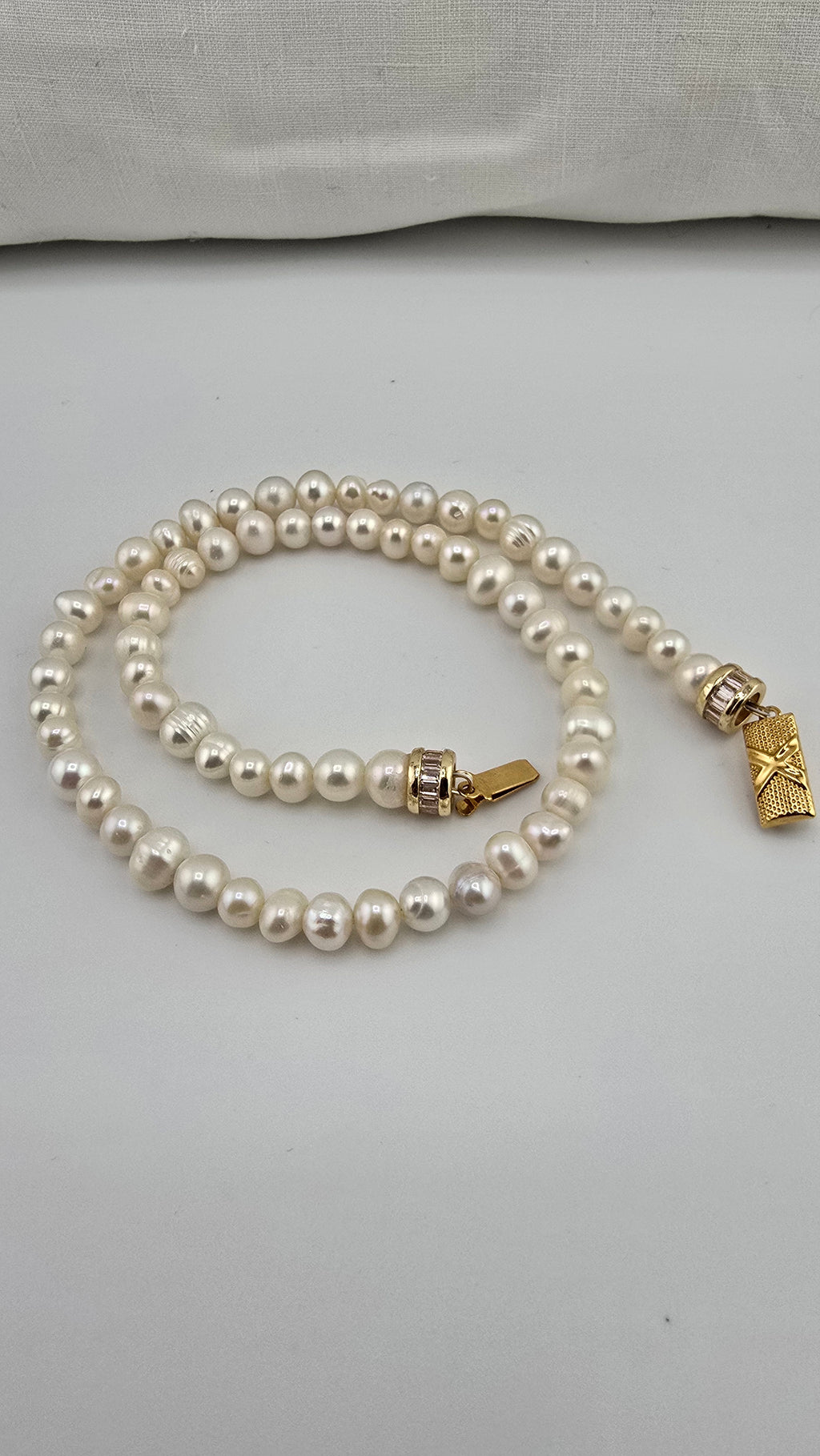 Collier en perles de culture irregulieres