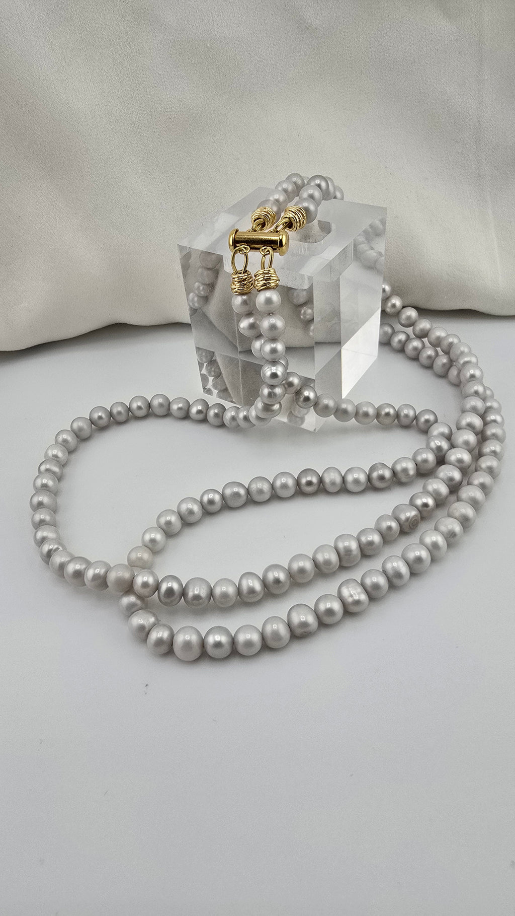 Collier double rangs en perles de culture grises