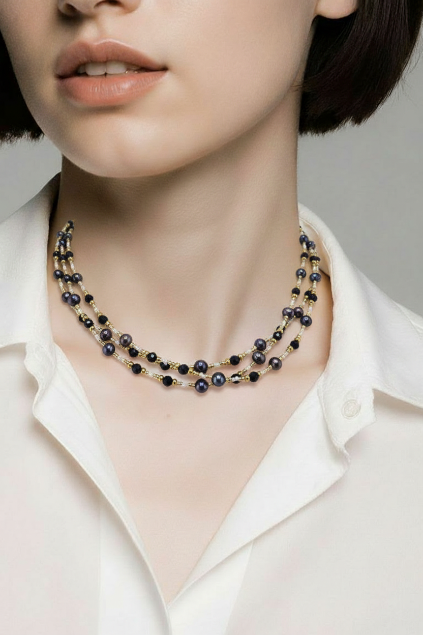 Collier de 3 rangs de perles de culture bleu marine