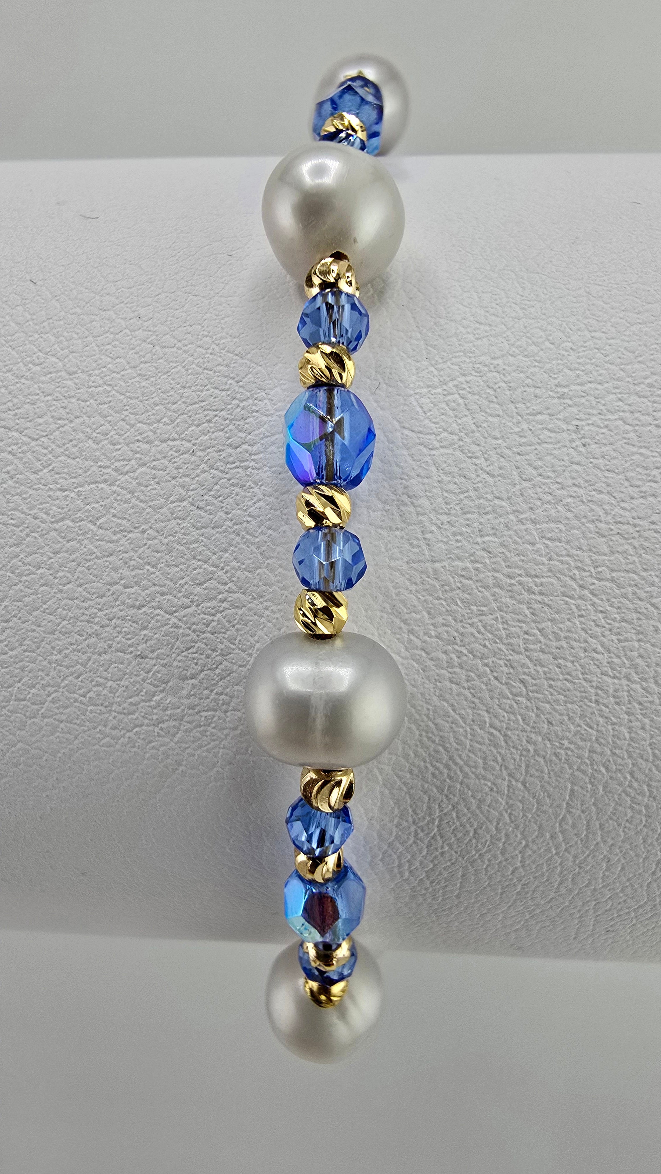 Bracelet en perles de culture et perles de cristal bleu azur