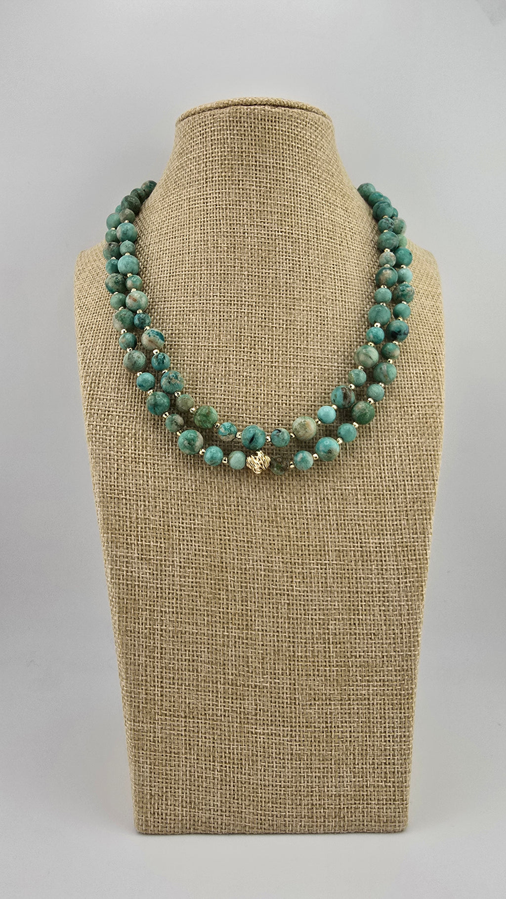 Collier en perles de turquoise africaine et vermeil