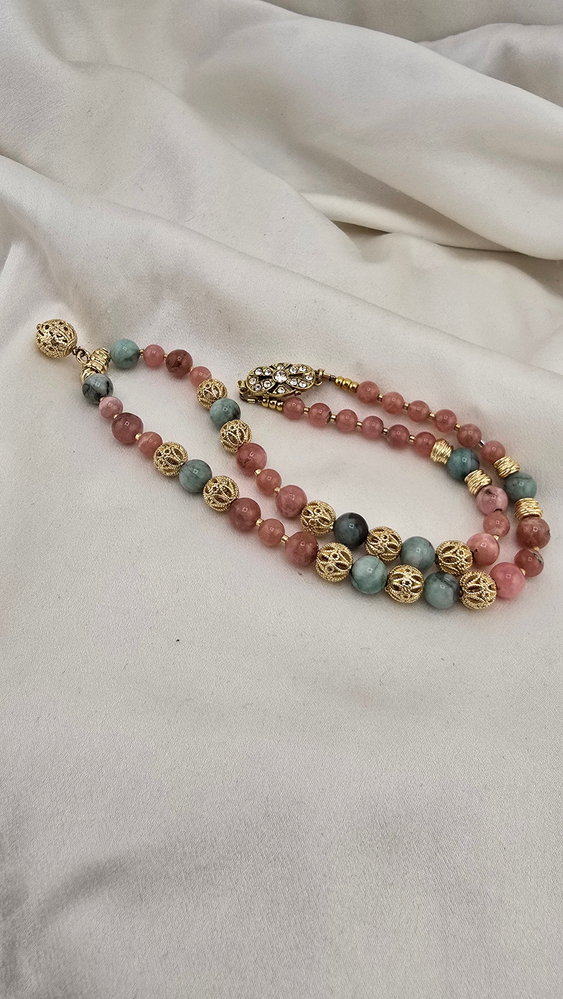 Collier en Emeraude et Rhodochrosite