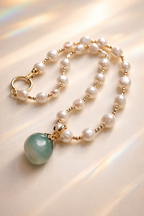 Collier et son pendentif en Agate verte