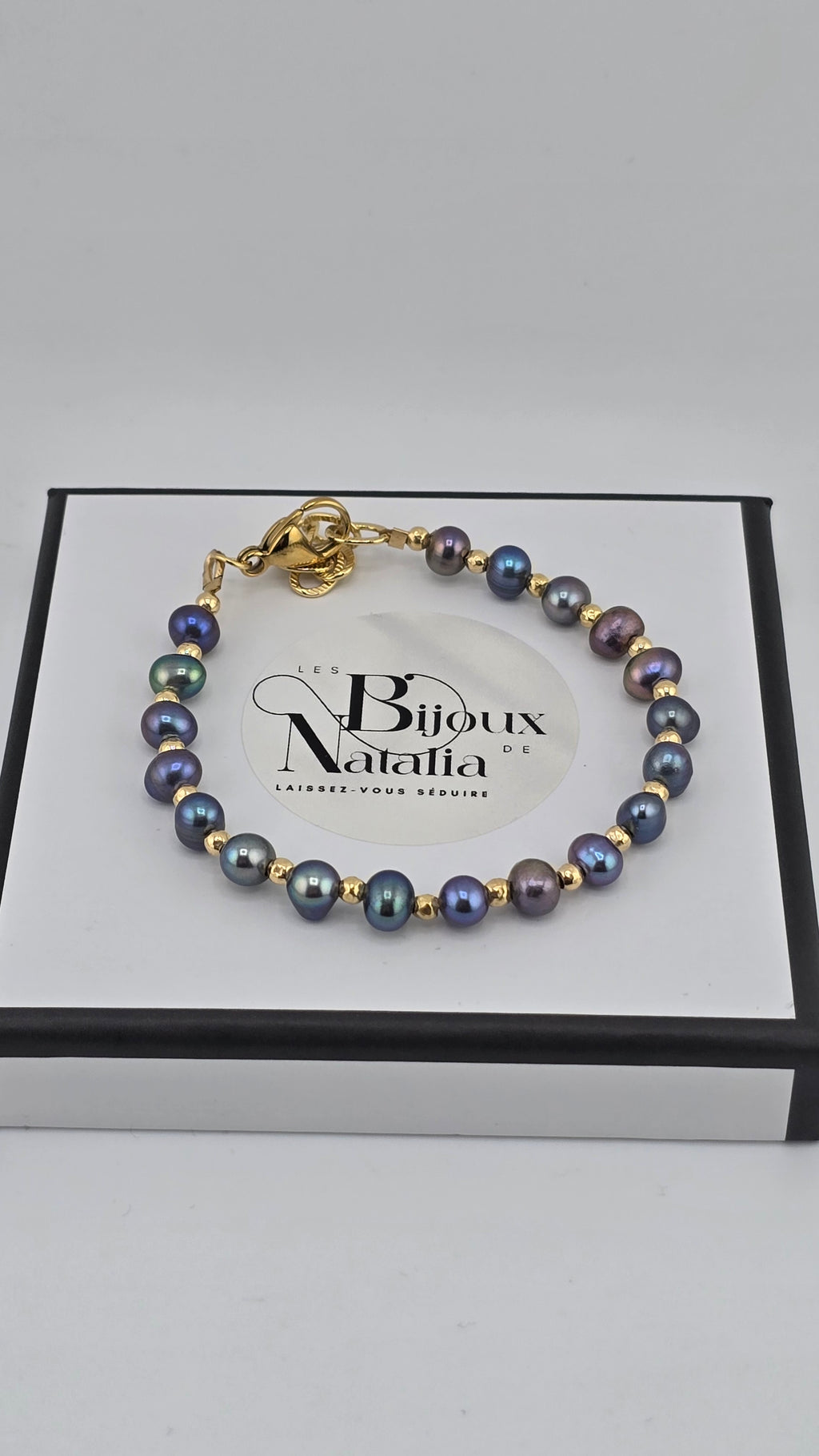 Bracelet en perles de culture bleu marine et vermeil