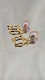 Boucles d oreilles en perles de culture mauve et Vermeil