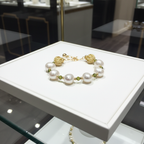 Bracelet en perles de culture baroque et cristal