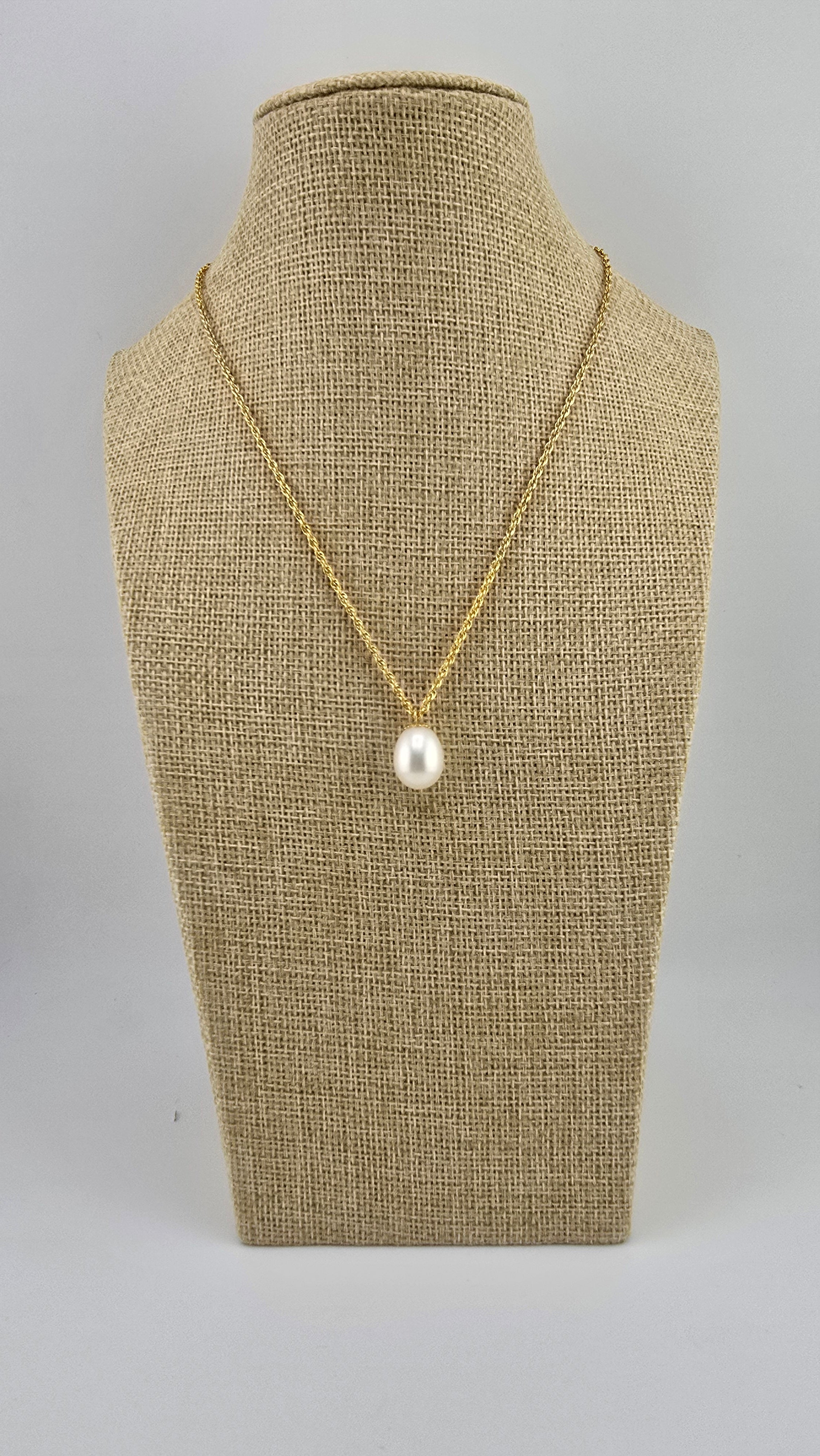 Perle de culture blanche très beau lustre