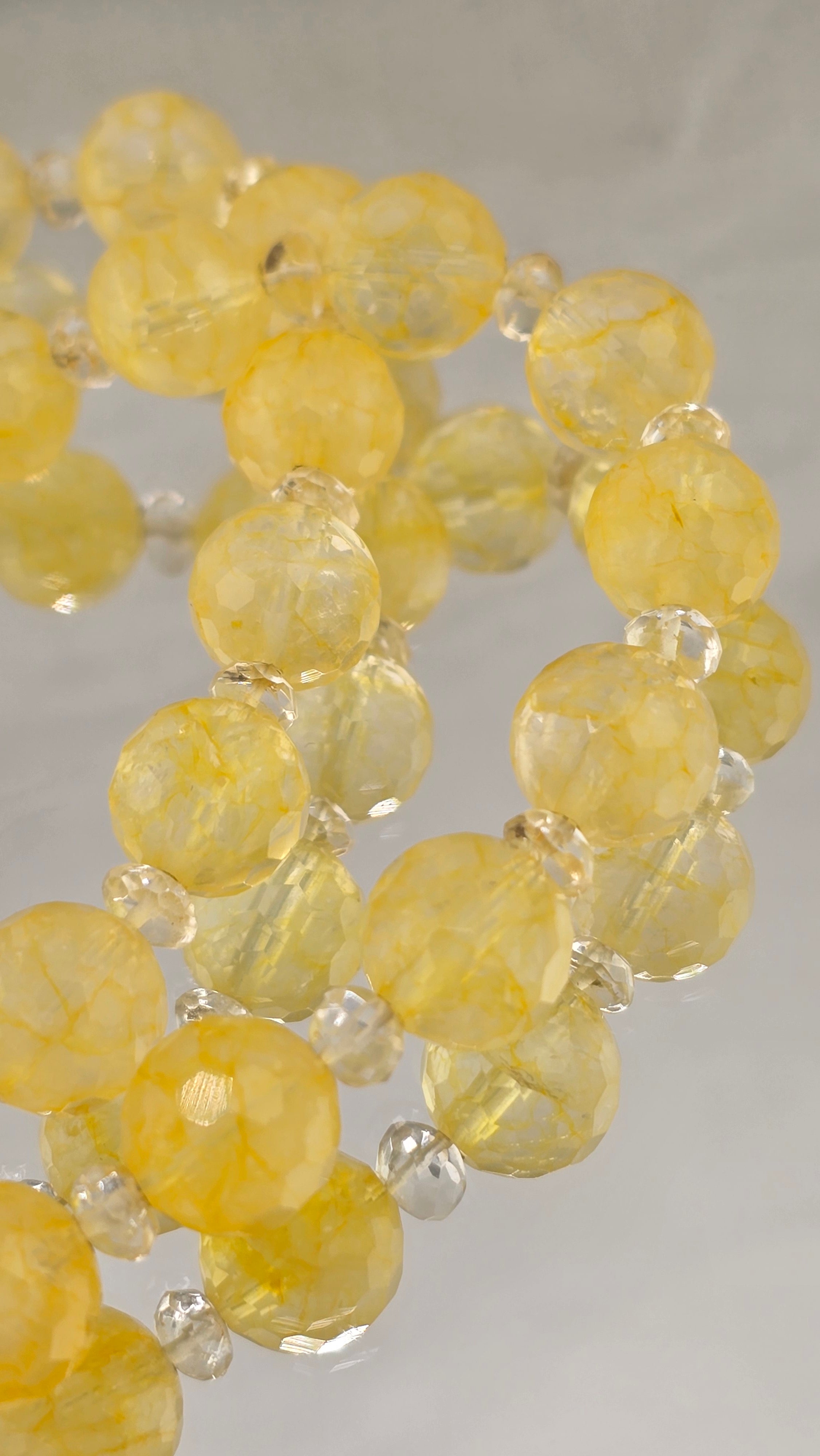 Collier en citrine et pendentif soleil avec strass