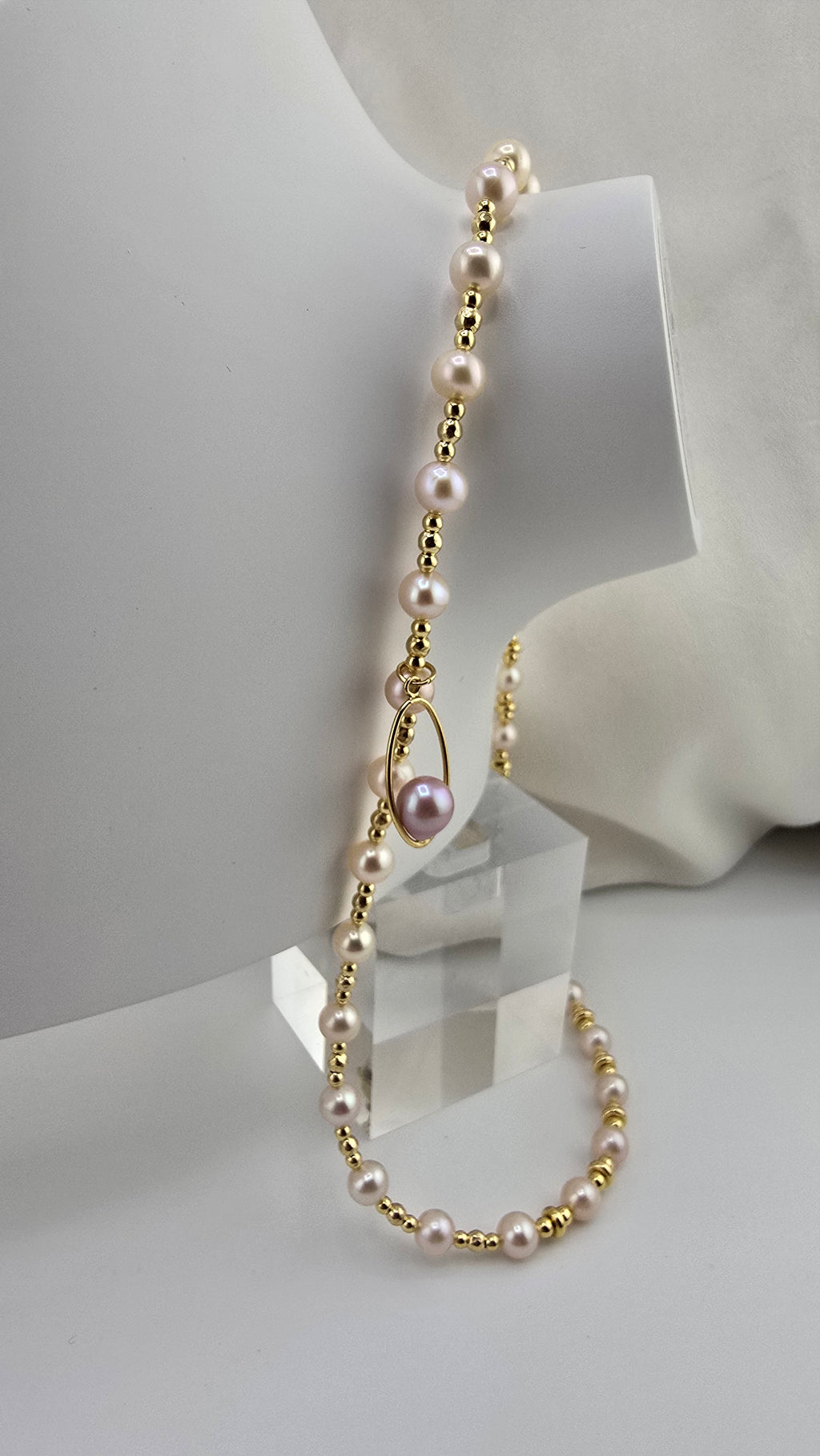 Collier en perles de culture poudrée