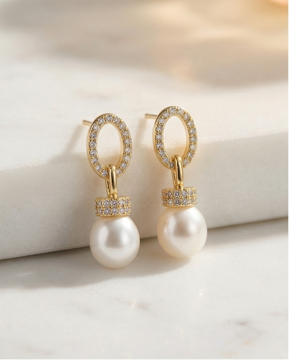 Boucles d oreilles en plaqué or 18K et strass