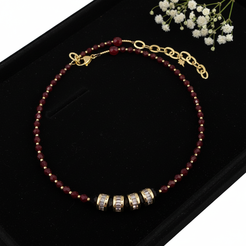 Collier en cristal rouge profond