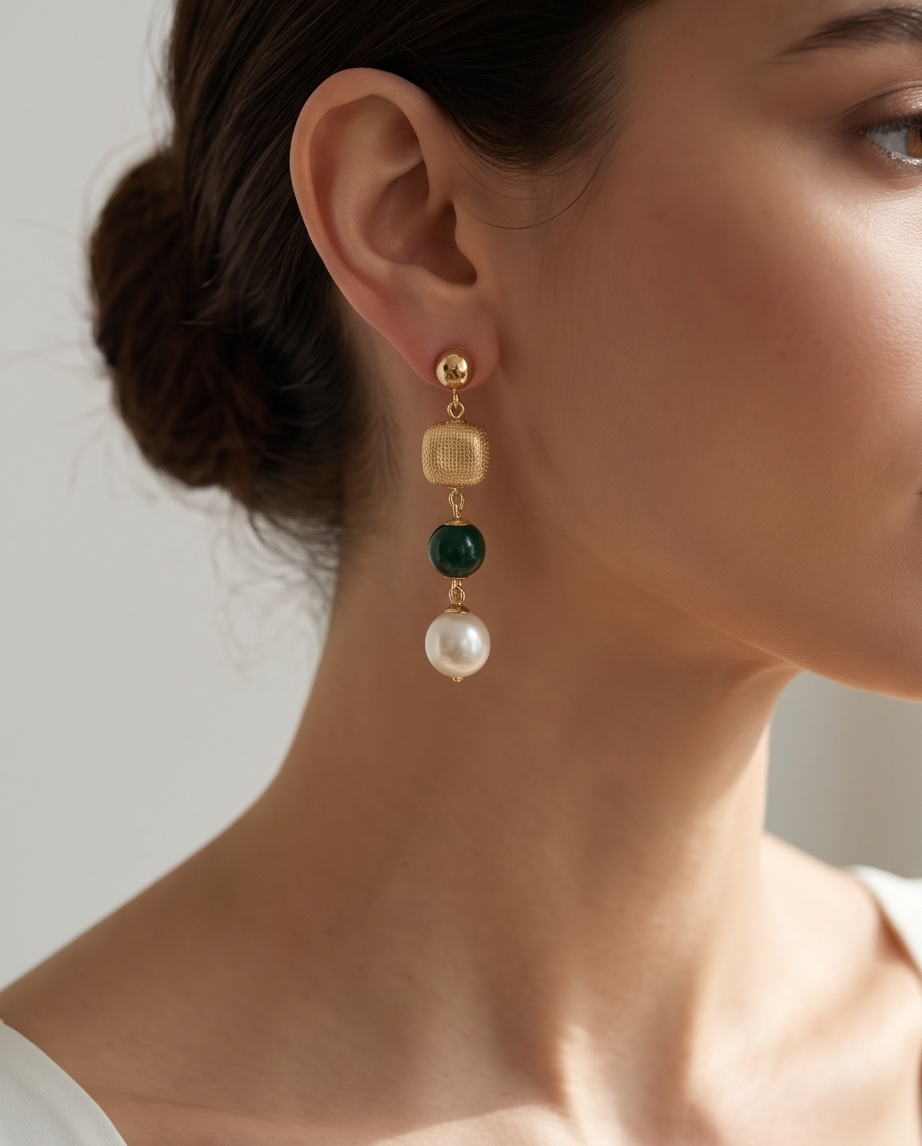 Boucles d'oreilles perles en GF, Emeraude et Perles de culture - Emeraude Heritage