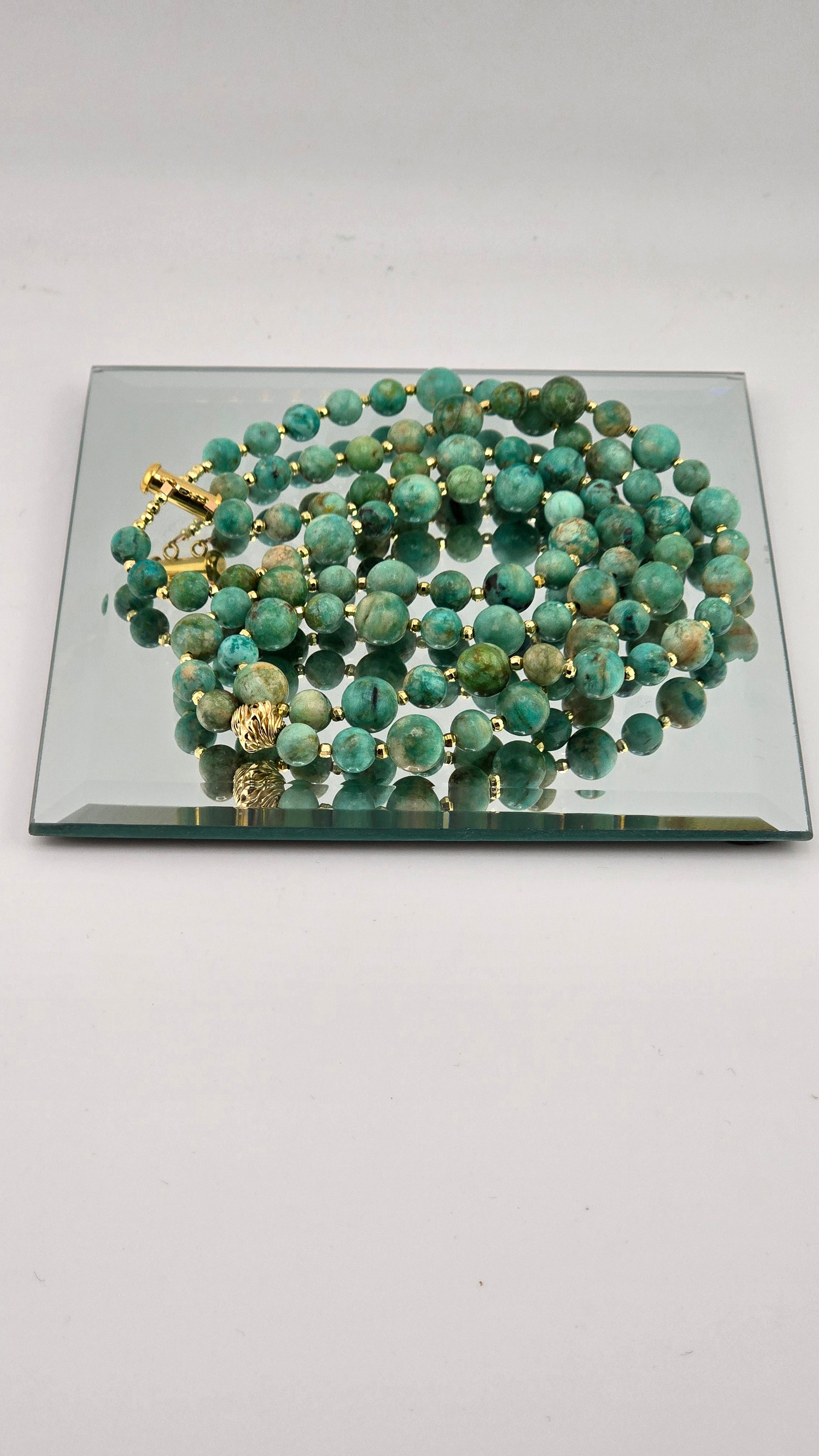 Collier en perles de turquoise africaine et vermeil