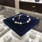 Bracelet en perles de culture et perles en cristal bleu marine