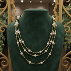 Collier triple rangs avec perles de culture irrégulières