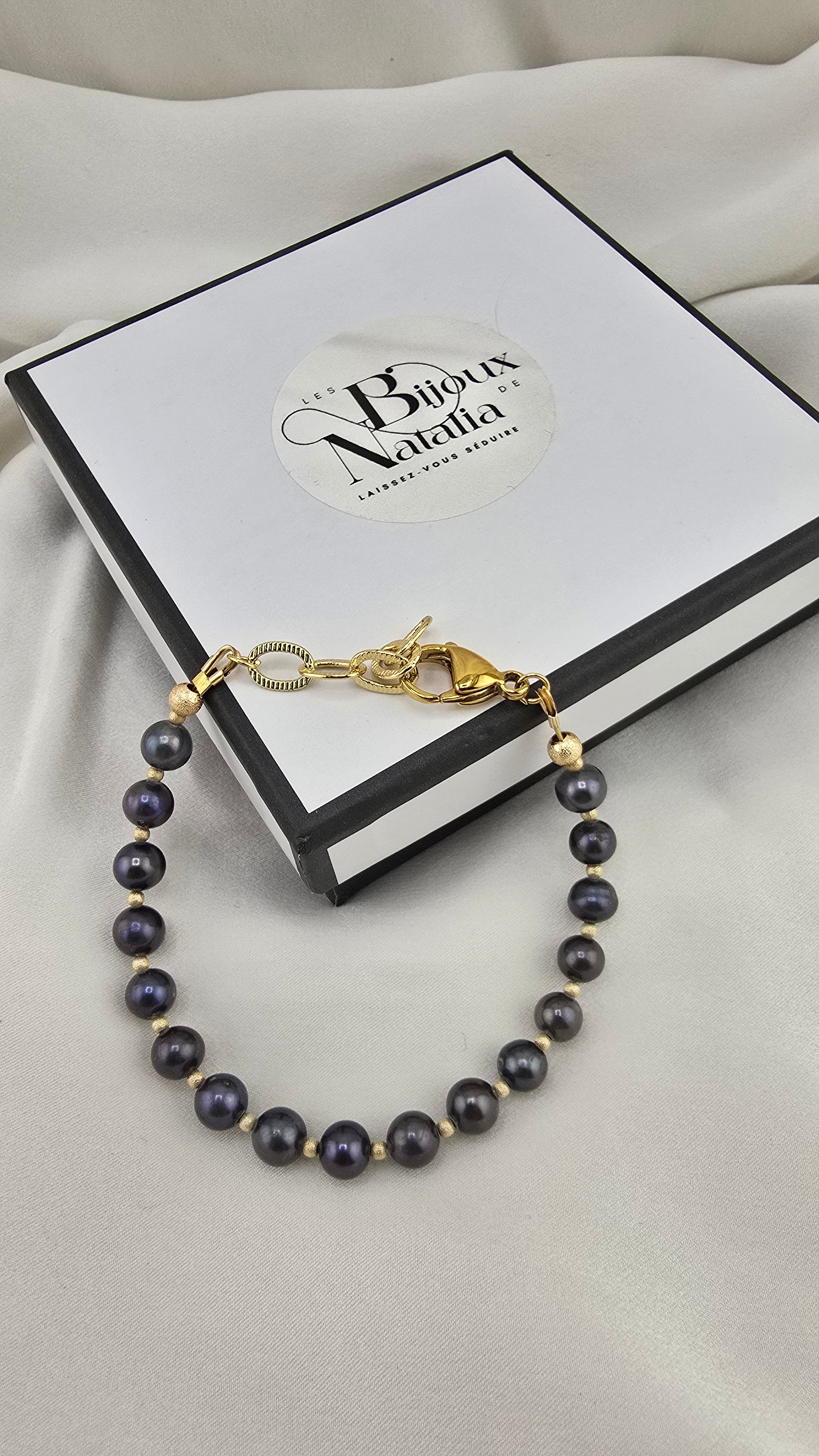 Bracelet en perles de culture bleu marine