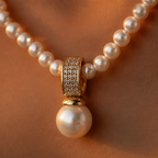 Collier  perles de culture et or  - Éclat libre