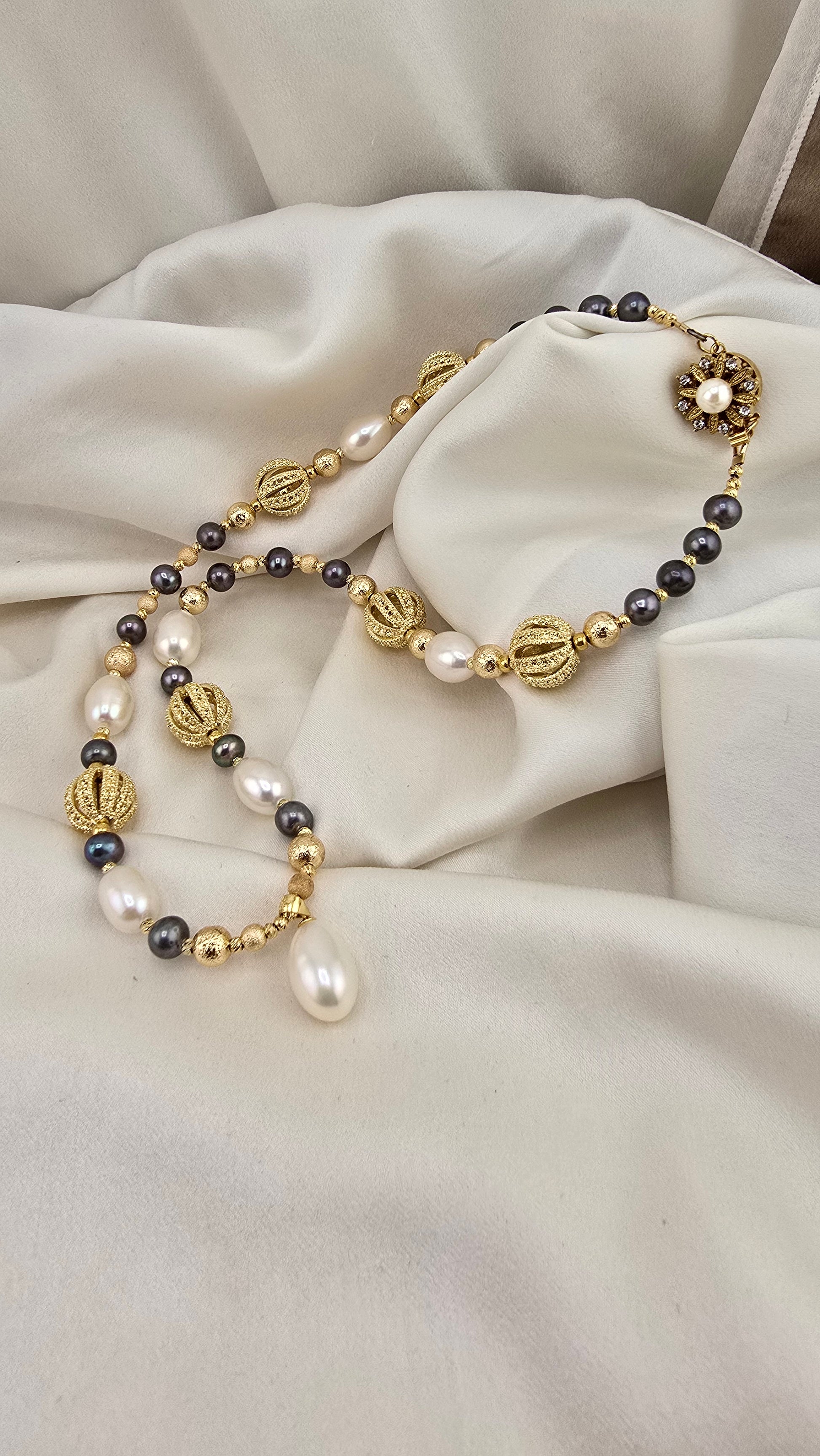 Olive Cultured Pearl and Black Cultured Pearl Necklace in its case