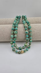 Collier en perles de turquoise africaine et vermeil