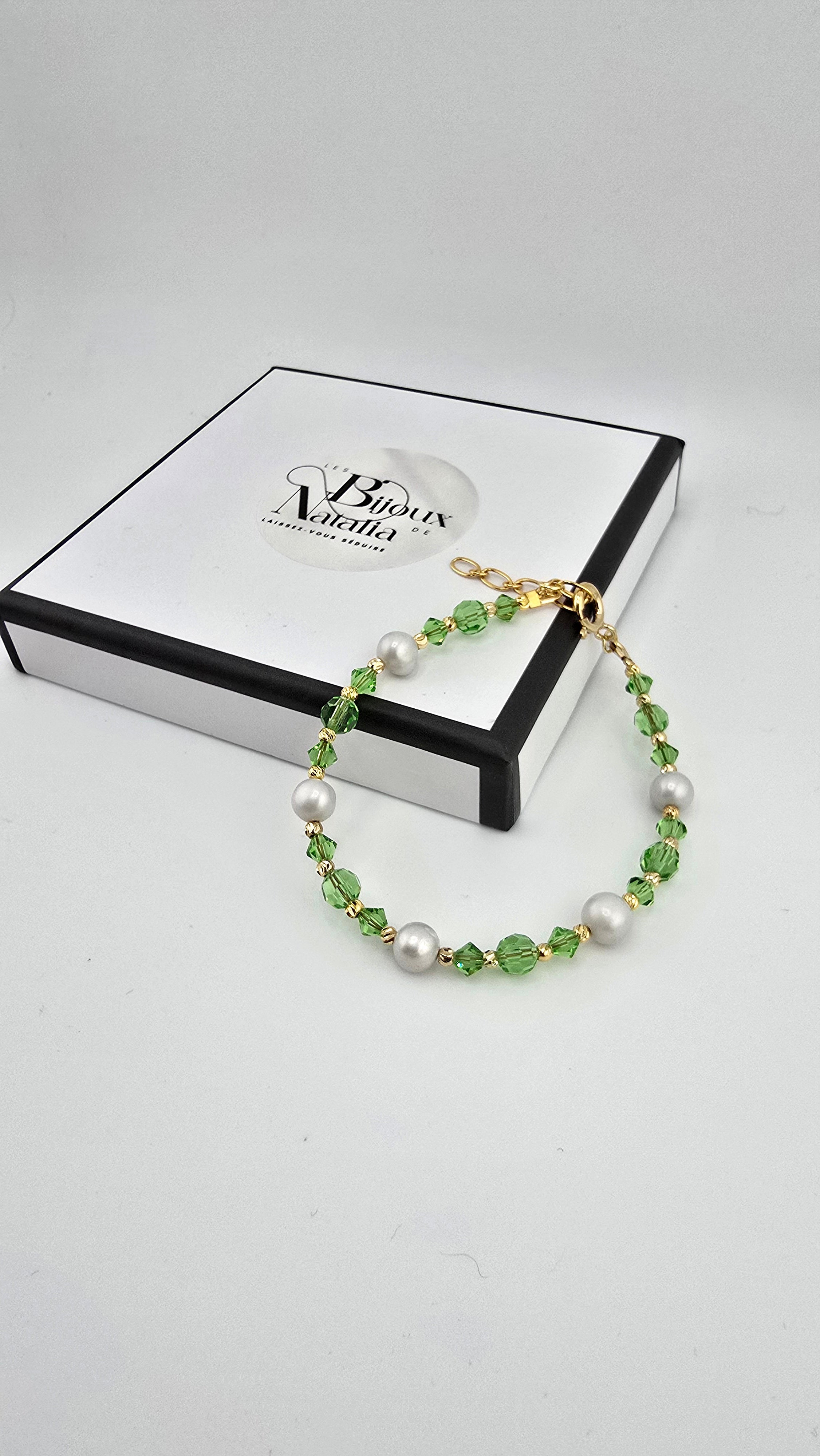 Bracelet en perles de culture cristaux verts