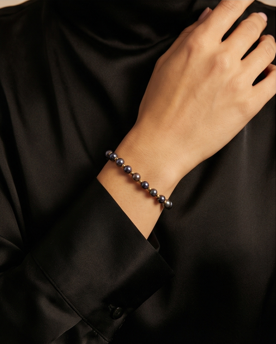 Bracelet en perles de culture bleu marine et vermeil