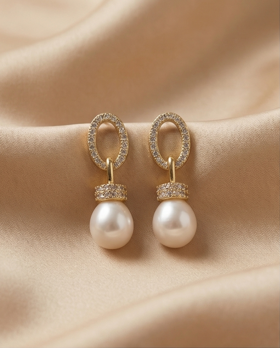 Boucles d oreilles en plaqué or 18K et strass