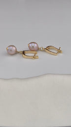 Boucles d oreilles en perles de culture mauve et Vermeil
